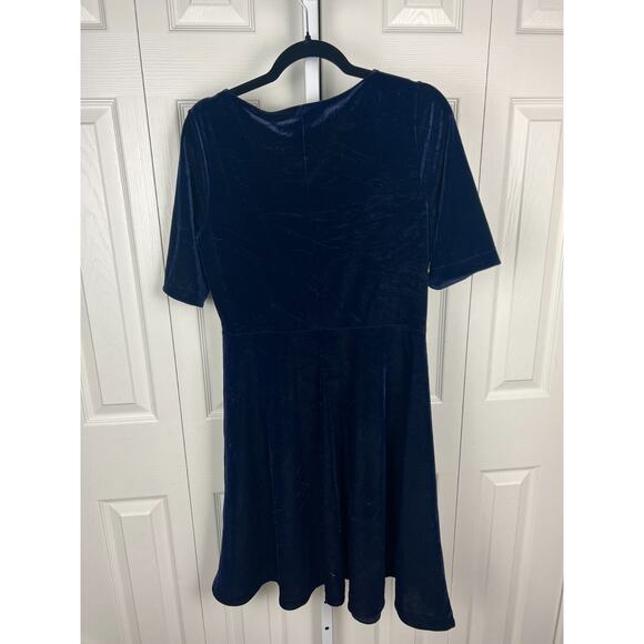 Lands End Blue Velvet Fit & Flare Short Sleeve Midi Holiday Dress Medium 10/12 - Picture 5 of 6